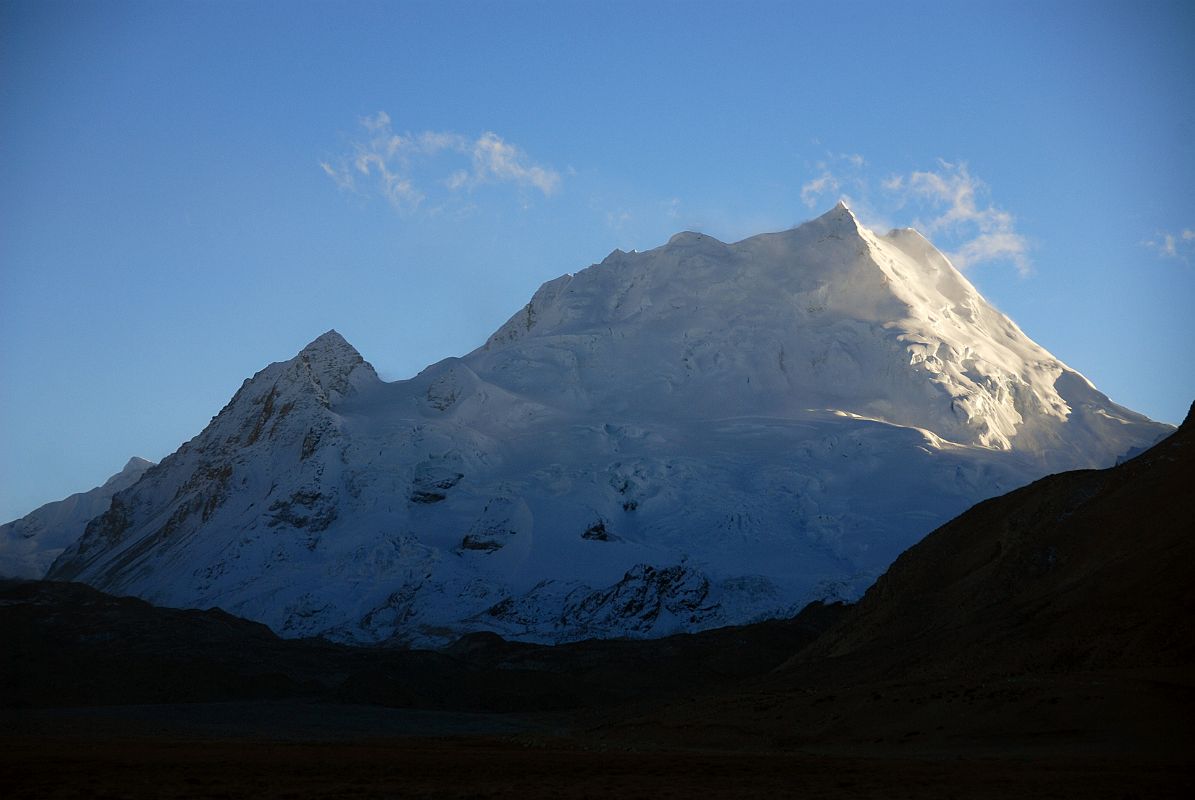 05 Jobo Rabzang From From Cho Oyu Chinese Base Camp I braved the cold wind again as the sun started going down and had an excellent view of Jobo Rabzang (6666m).